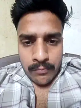 Decentlover67 online show from April 16, 12:38 pm