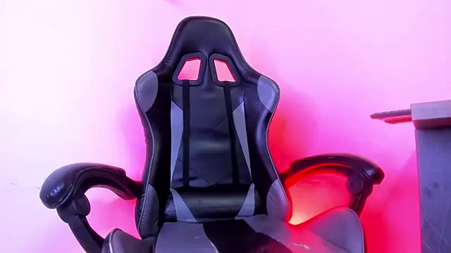 Bennet-Grayy online show from April 11, 7:45 am