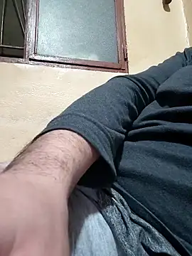 mohmmadboudi7 online show from April 5, 1:46 am