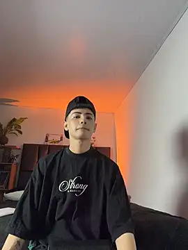 SebastianReed  online show from April 16, 4:01 am