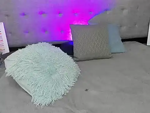 Andrew restrepoo online show from April 9, 6:52 am