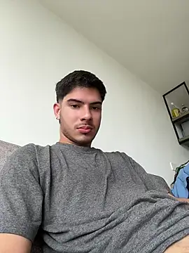 ApoloGray   online show from April 17, 7:16 pm