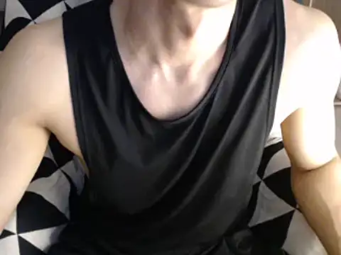 Kent6828 online show from April 10, 2:35 pm