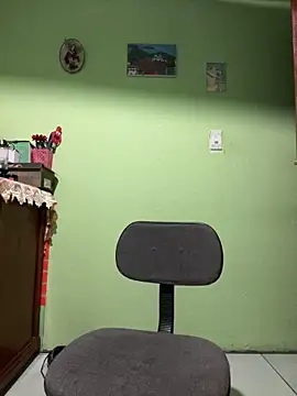 Arley-Arley1 online show from April 7, 5:18 am