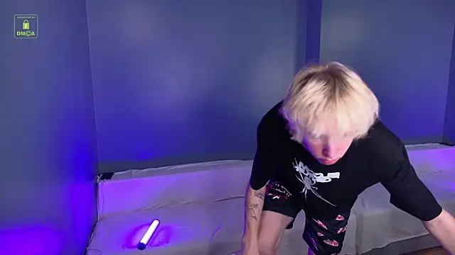 JustinByrd online show from April 10, 10:33 am