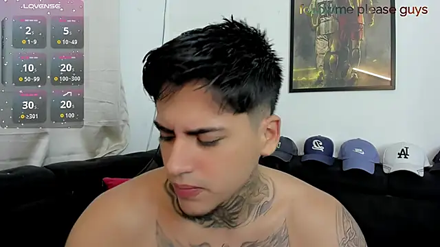 sweetlatinoboy online show from May 24, 11:49 am