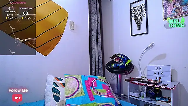 Max Parkerr online show from April 11, 2:20 pm