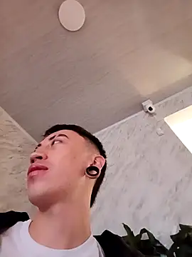 Yoshua Smith online show from March 22, 11:48 am