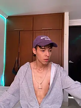 Milo Gunnar online show from March 25, 8:24 pm