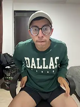 LeonBlazze online show from April 5, 4:42 am