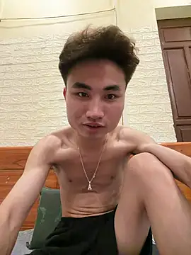 Hoanganhdayroii online show from June 23, 2:43 pm