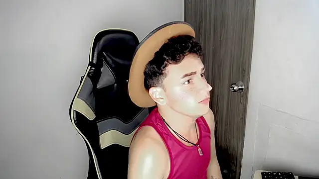 Mathias twinkk online show from April 15, 12:38 pm