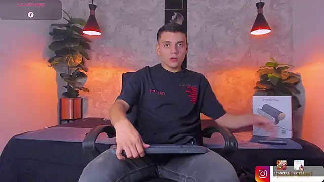 ian jacob online show from April 1, 8:06 pm