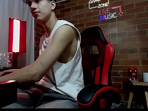 Kurtt   online show from March 27, 5:00 am