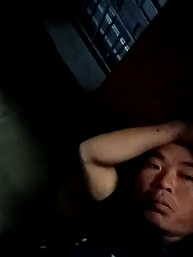 boy-pho- online show from April 1, 4:58 am