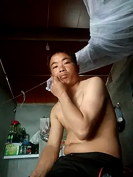 boy-pho- online show from April 6, 4:20 am