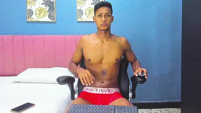 tom strong1 online show from March 20, 12:25 am