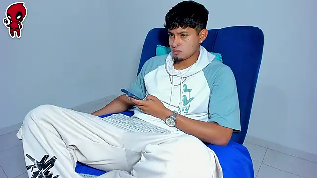 Thiago snoop online show from April 14, 2:22 am