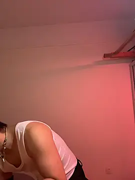 kissbaby-111 online show from March 20, 5:50 pm