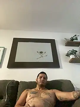 HOTB0Y18 online show from April 1, 2:03 pm