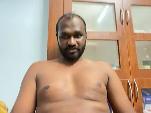 singletamilguy online show from April 13, 5:13 pm