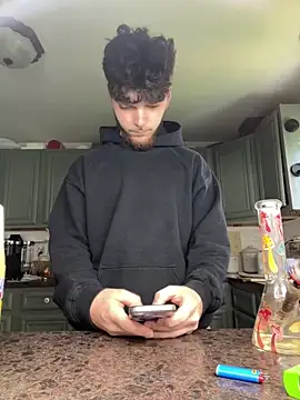 dommydom7177 online show from April 12, 4:19 pm