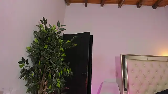 Im XanderSmith online show from April 15, 7:36 pm