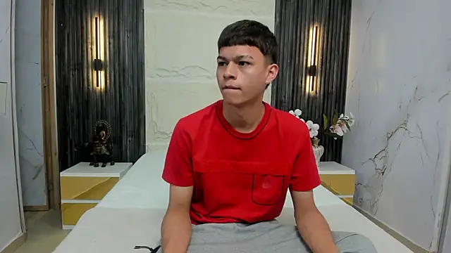 Apolo jonnes online show from April 15, 2:44 am