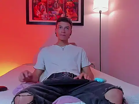 Noahh Saky online show from March 24, 4:39 am