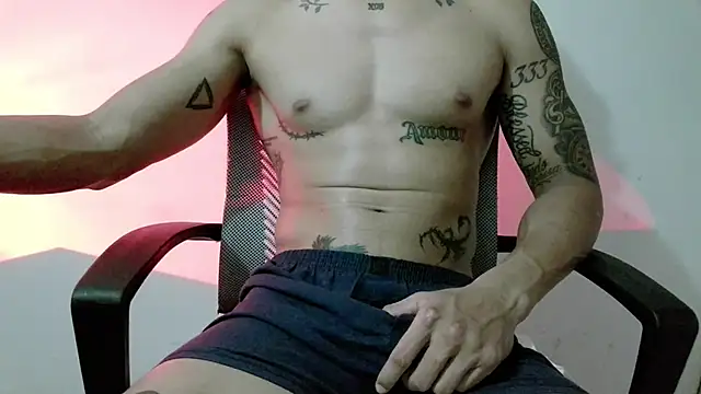 srghost333 online show from April 16, 3:39 am