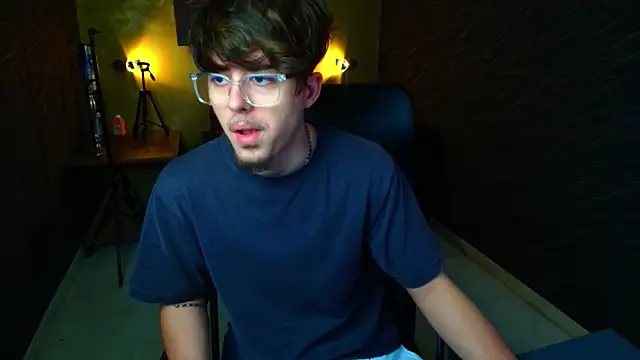 BodhiHayes online show from April 4, 4:53 am