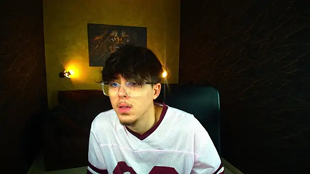 BodhiHayes online show from March 21, 7:23 am