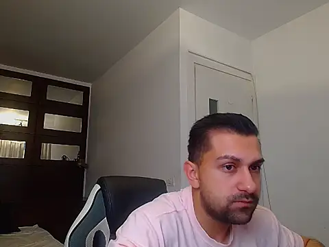 BryceReign online show from May 25, 4:40 am