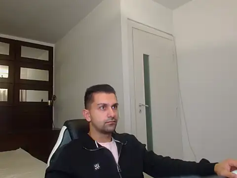 BryceReign online show from April 4, 4:20 am