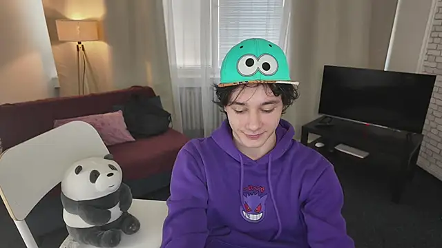 KevinStrike online show from April 1, 1:41 pm