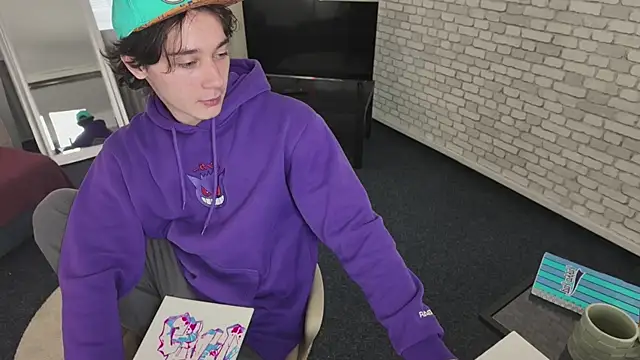 KevinStrike online show from April 3, 1:52 pm