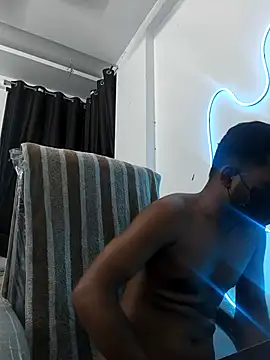 justxsexx online show from April 15, 2:17 pm