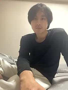 youta200 online show from March 31, 1:02 pm