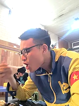 cactoto online show from April 13, 5:13 pm