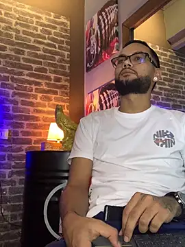 KyleJoss30 online show from March 30, 9:27 pm