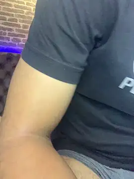 KyleJoss30 online show from April 11, 9:18 pm