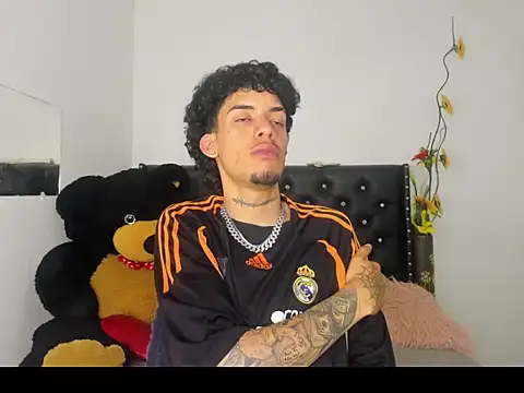 Ryder-Stone online show from April 2, 6:38 pm