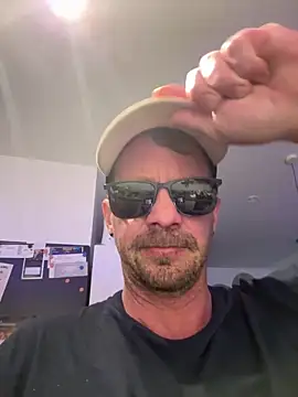 stefhart online show from March 31, 9:16 pm