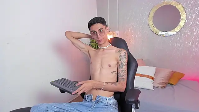 Gio carangi online show from April 5, 3:58 am