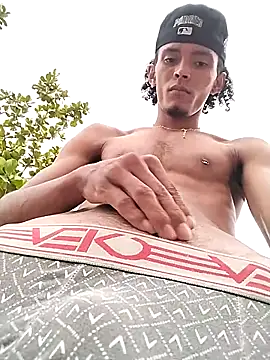 spittermasterpig1 online show from April 10, 10:55 am