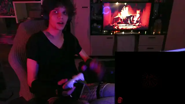 Lucius Mo online show from April 15, 9:04 pm