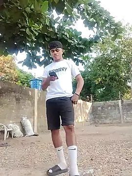 HOTRAINYGOLDEN online show from March 21, 11:25 am