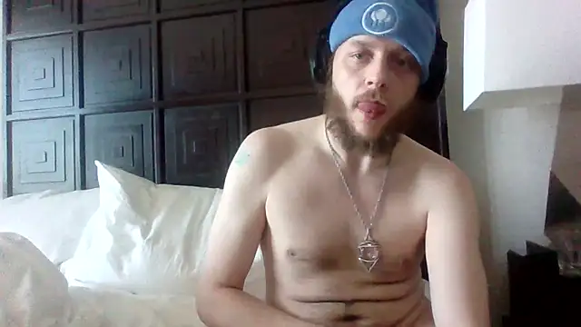 alejandro69420 online show from April 2, 6:05 pm