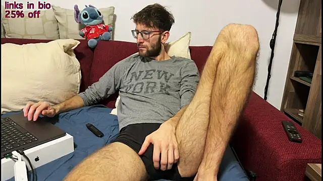 SoloUno0 online show from April 8, 7:11 pm