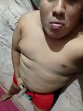 alexfrank24 online show from April 17, 11:51 pm